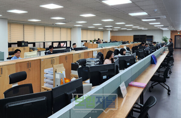 서울법인재무설계센터, 구로구 디지털단지 신사옥 사무실 전경/보험저널